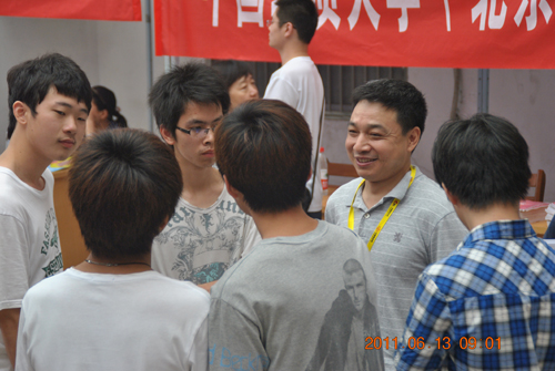 2012年研招现场咨询杭州站揭幕 考生免费参加9